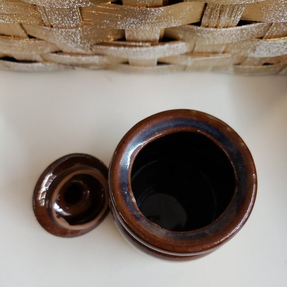 Armbee Taiwan Mini Stoneware Relish Condiment Jar w/ Lid 3  1/4" tall EUC - Picture 3 of 4